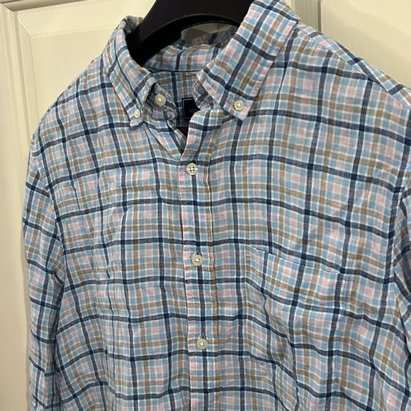 Vineyard Vines Men’s Medium Classic Fit 100% Linen Whale Shirt - Picture 4 of 8